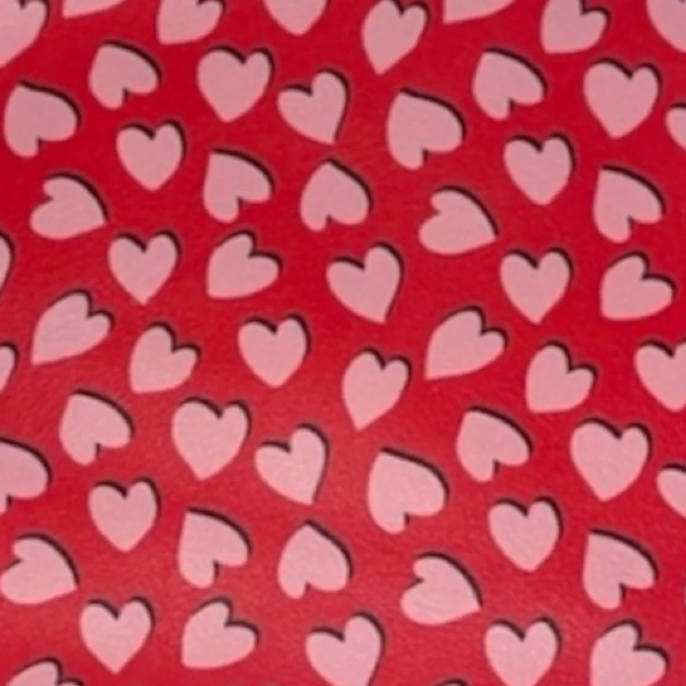 IPSY Heart Pink Red White clutch Makeup Cosmetic Bag NEW with out tags